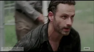 Andrew Lincoln talks about the time he fell on Danai Gurira
