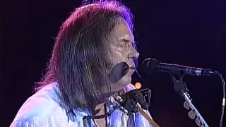 Neil Young with Willie Nelson - Helpless (Live at Farm Aid 1995)