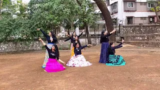 Dhum Dhum Dhooreyetho Dance Performance by SIA Volunteers