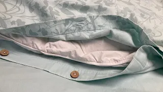 No-sew Duvet Cover tip! Keep your duvet or comforter from shifting and bunching inside a duvet cover