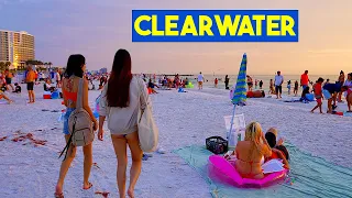 🌴 SUNSET Walk on CLEARWATER Beach, Florida 🏖, Walking One of Florida's Top Beaches 🐬🐬