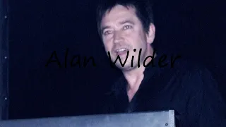 How to pronounce Alan Wilder in English?