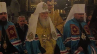 С 14 выгоняли епископа УПЦ КП из Владимирского Собора за "садомию"