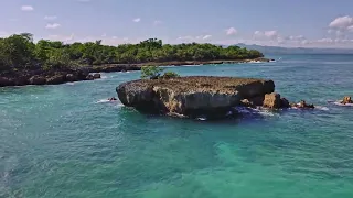 Андре Ганьон.  Un piano sur la mer. (пианино на берегу моря).