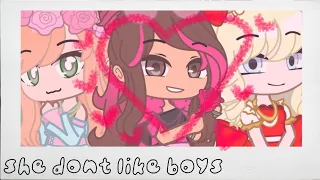 She dont like boys (gacha club ever after high) briar x faybelle