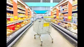 Большие супермаркеты просто кишат просроченными продуктами