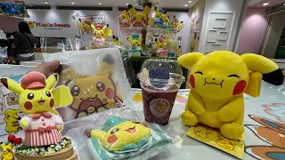 Eating Pikachu Waffle at Pikachu Sweets (Pokemon Cafe)  in Tokyo Ikebukuro #池袋 #東京