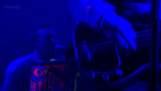 Coldplay (HD) - Everything's Not Lost (Glastonbury 2011)