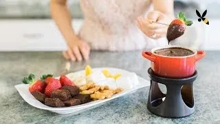 Chocolate Fondue Recipe and Tips - HoneysuckleCatering