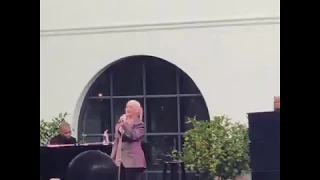 Christina Aguilera Singing  'Think'  by Aretha Franklin at Obama's Fundraiser