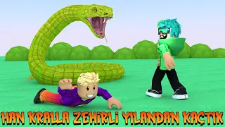 HAN KANAL İLE DEV ZEHİRLİ YILANDAN KAÇTIK | Roblox Escape A Giant Snake Obby!