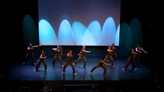 Amazing contemporary dance (Να σταθω στα ποδια μου)!