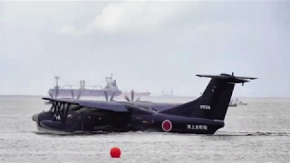 エアレース千葉に飛来した海上自衛隊飛行艇US-2の着水・離水