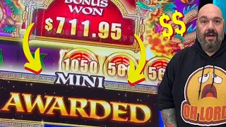 Mom Hits the Jackpot! Unbelievable Vegas Slot Machine Win!