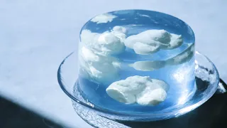 Blue sky jelly cake.