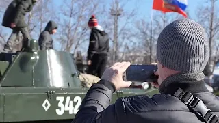 Russische Waffenausstellung am "Tag des Vaterlandsverteidigers" in Sewastopol