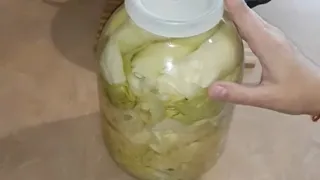 Рецепт: Квашеные листья капусты на голубцы! / How to ferment cabbage leaves for stuffed cabbage!