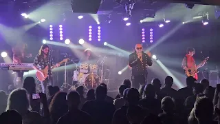 Geoff Tate performs 'Jet City Woman' at the Tupelo Music Hall in Derry, NH - 2023-09-10