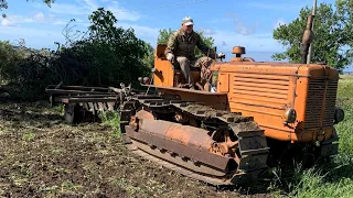 FIAT 70C with 24 disc harrow