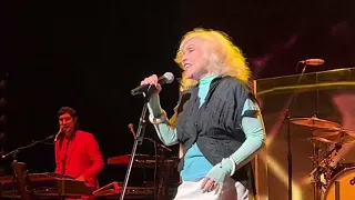 Blondie, “The Tide is High” - LIVE @ Grand Ole Opry (8/24/22)