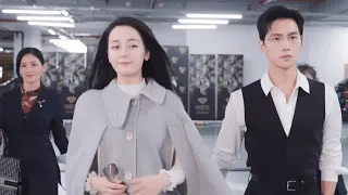Yu makes a surprise appearance in a costume, defeating everyone, she is jealous #Dilraba/YangYang