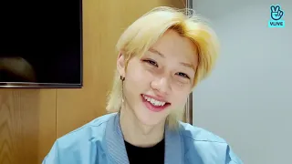 Stray Kids Felix VLive | 210518 | Felix V LIVE 🐥💛🤍💛 (Eng/Indo Sub)