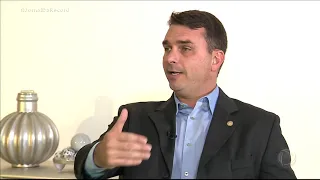Cármen Lúcia determina que PGR investigue supostos relatórios da Abin para Flávio Bolsonaro