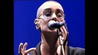 Sinéad O'Connor - Feel So Different & Emperor's New Clothes (Live HD)