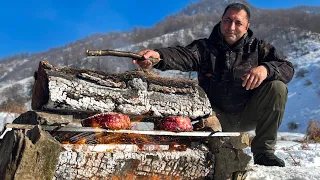 Roasted two REALLY HUGE and JUICY Steaks Among the Mountains using a Chopped Log!