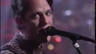They Might Be Giants perform "The Guitar" and "The Statue Got Me High" on Leno