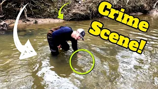 Crime Scene DISCOVERED while Mudlarking for Antiques and River Treasure!