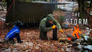 Solo Wild Bushcraft Camping in Stormy Weather - Tarp Shelter with RAISED bed