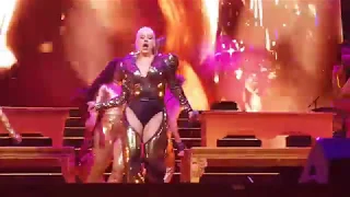 Christina Aguilera - Lady Marmalade Live at 3 Arena, Dublin, 5/11/19