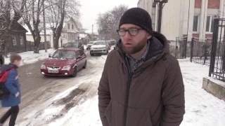 2017 03 28 HD Тимофей Копылов о ямах у гимназии №3+