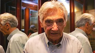 Howard Zinn: Bush Made a Specialty of God | Legendary Talk on American Exceptionalism (MIT 2005)