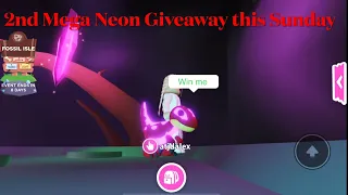 Giveaway for MEGA NEON Uncommon Velociraptor in adopt me this Sunday Cinco de Mayo selecting winner