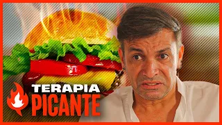 Martin Bossi Imita a Messi Probando Salsas Picantes | Terapia Picante