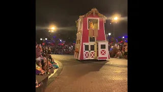 Mickey’s Boo-To-You Halloween Parade