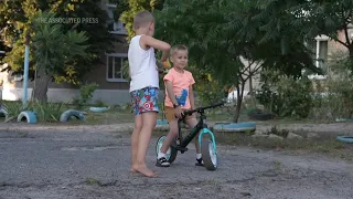 People living on northeast frontline in Ukraine ignore calls to evacuate