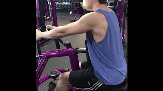 Seated Row Machine at Planet Fitness