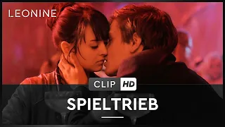 SPIELTRIEB - Clip: Alev stellt sich der Klasse vor (Kinostart: 10.10.13)