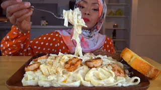 ASMR FETTUCCINE ALFREDO PASTA W/ SHRIMP * اكل مكرونة فوتوشيني الفريدو مع الجمبري