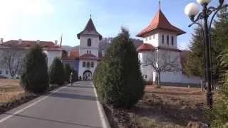 Manastirea Sambata de Sus 27 noiembrie 2011   colinde   Interad Travel Infinit