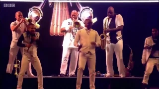 Earth, Wind & Fire Live Concert 2017