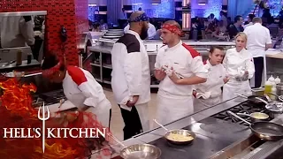 The Red Team Get Salty Over Black Jackets Helping Them | Hell's Kitchen