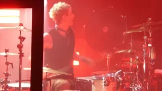 Machine Gun Kelly - MGK Plays Drums (live in St.Petersburg, Russia 21.09.2019)