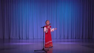 Козырева Софья, 8 лет, плясовая русская народная песня " Вдоль по улице молодчик идет"