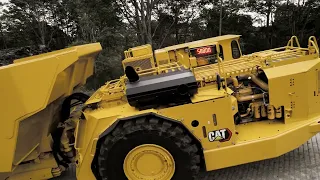 Cat® Underground Trucks