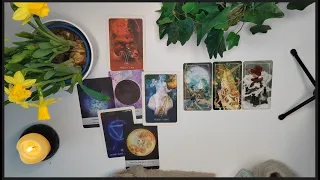 Tarot - Uusi kesä ja uusi rakkaus! 🥰