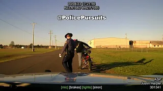 Honda Motorcycle has some tricks to escape the Arkansas State Police pursuit ...but is caught later!